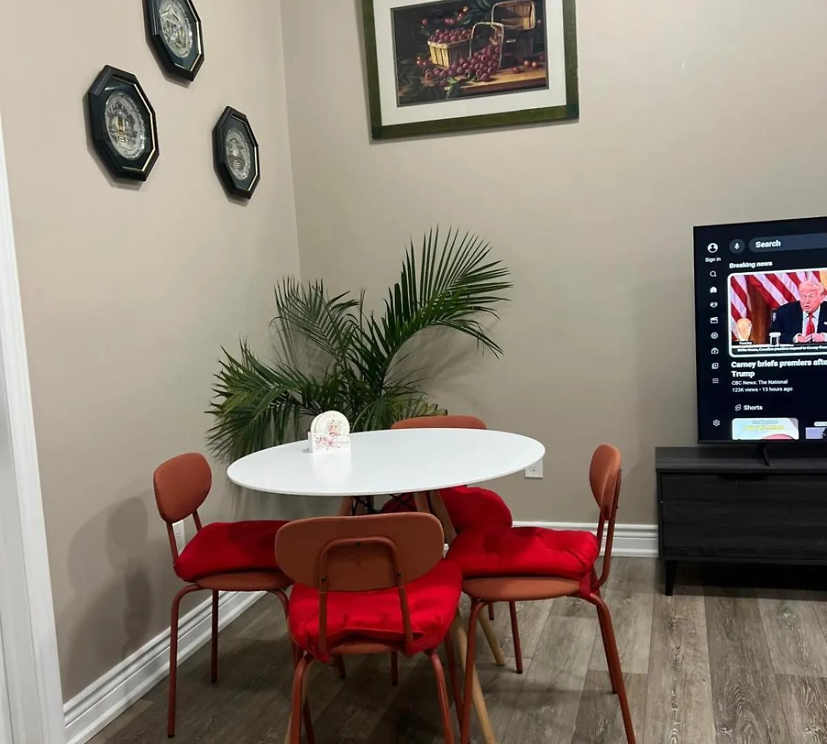 Guest house Downtown Private Room Central Location Toronto